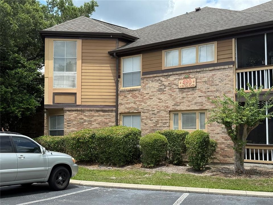 Recently Rented: $1,500 (2 beds, 1 baths, 969 Square Feet)