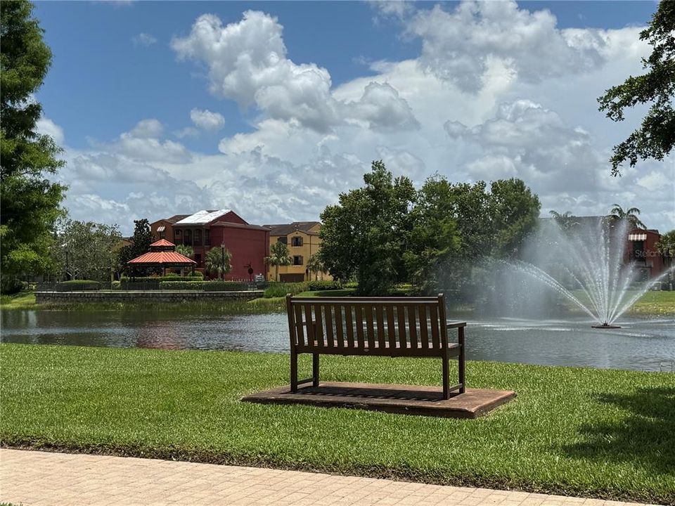 На продажу: $285,900 (2 спален, 2 ванн, 1525 Квадратных фут)