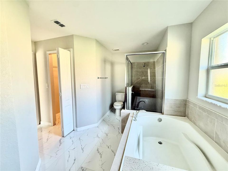 待售: $280,000 (3 贝兹, 2 浴室, 1671 平方英尺)