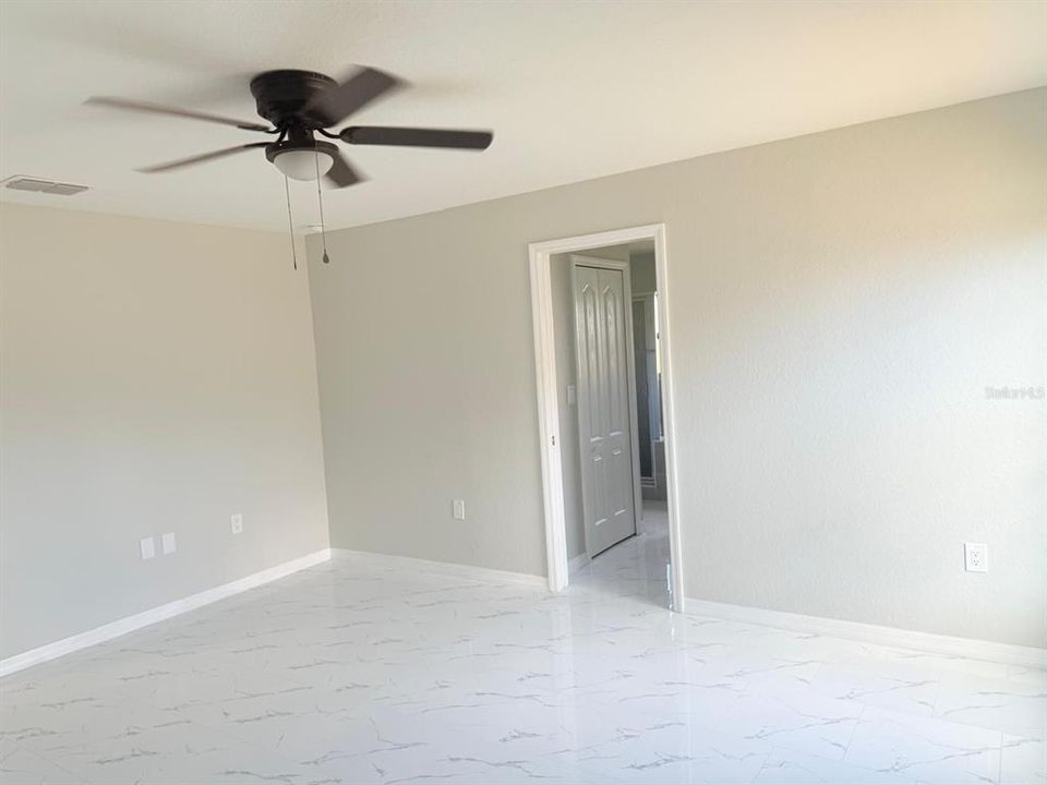 待售: $280,000 (3 贝兹, 2 浴室, 1671 平方英尺)