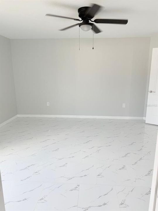 待售: $280,000 (3 贝兹, 2 浴室, 1671 平方英尺)