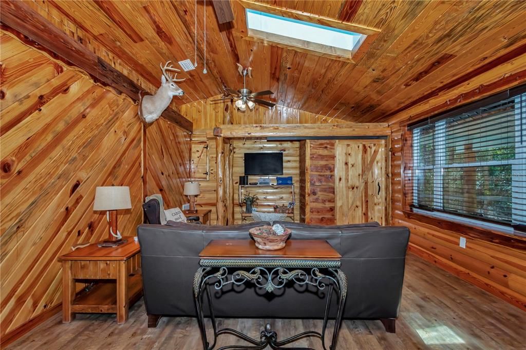 En Venta: $257,000 (1 camas, 1 baños, 1056 Pies cuadrados)