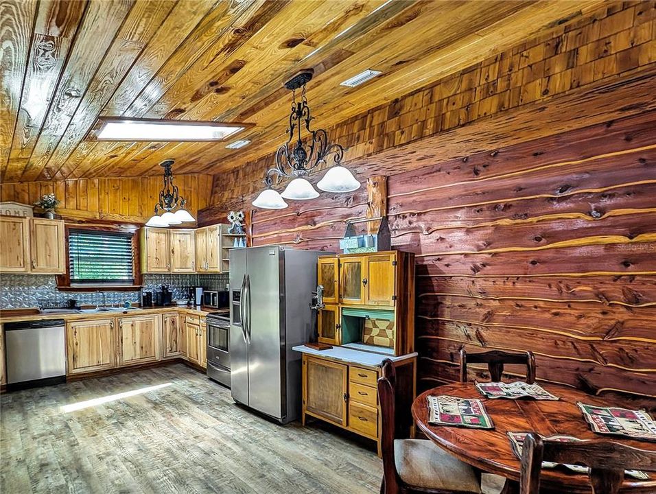 En Venta: $257,000 (1 camas, 1 baños, 1056 Pies cuadrados)