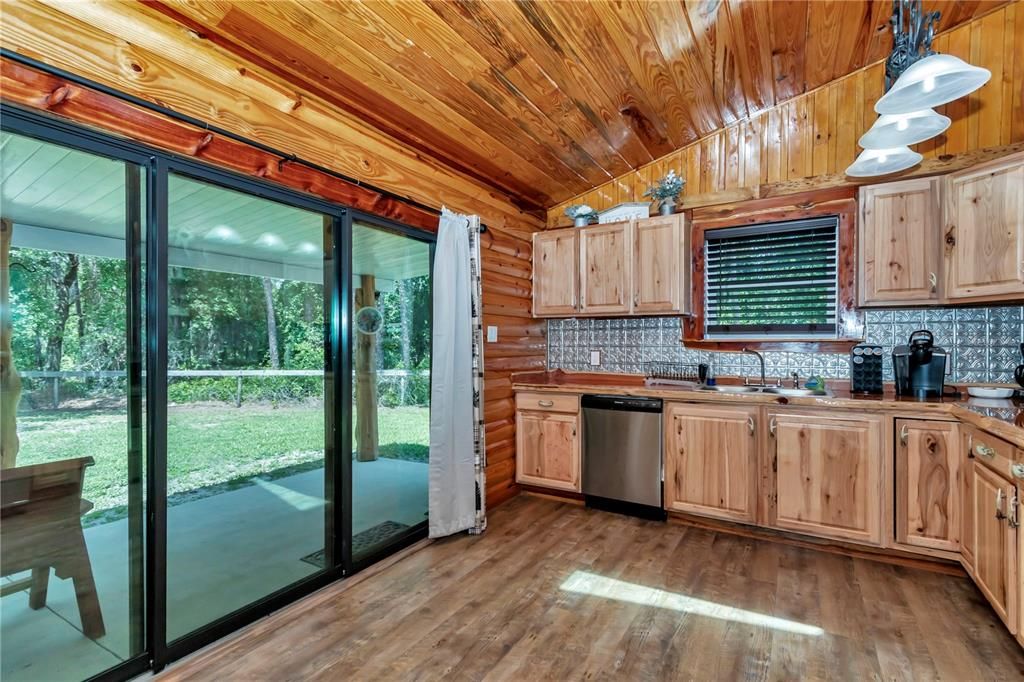 En Venta: $257,000 (1 camas, 1 baños, 1056 Pies cuadrados)