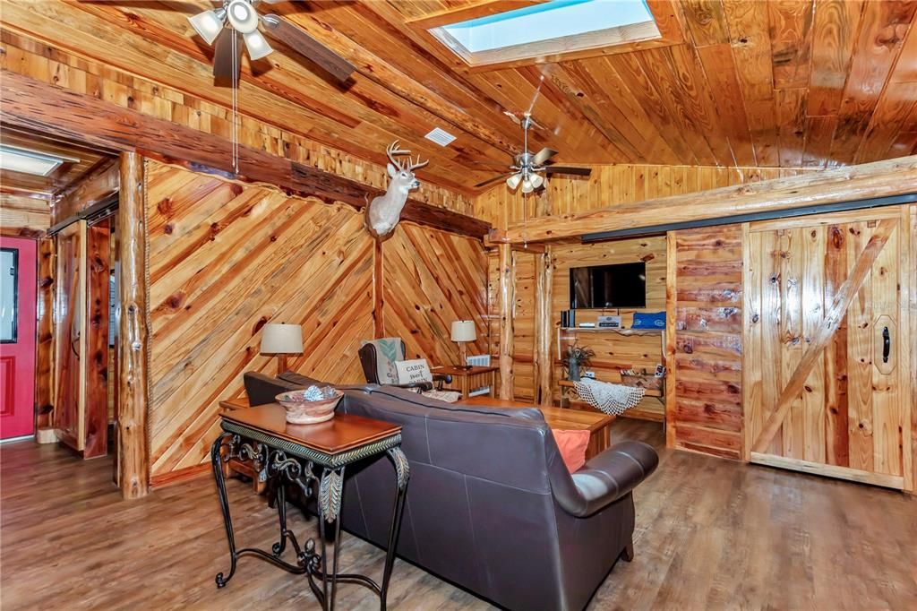 En Venta: $257,000 (1 camas, 1 baños, 1056 Pies cuadrados)