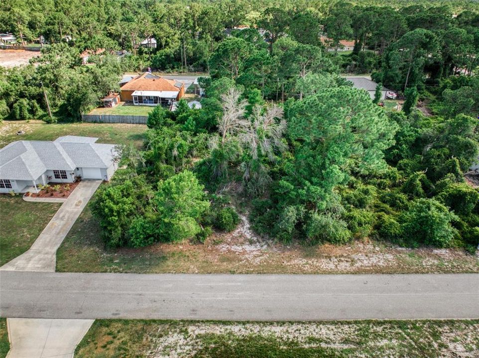 待售: $30,000 (0.22 acres)