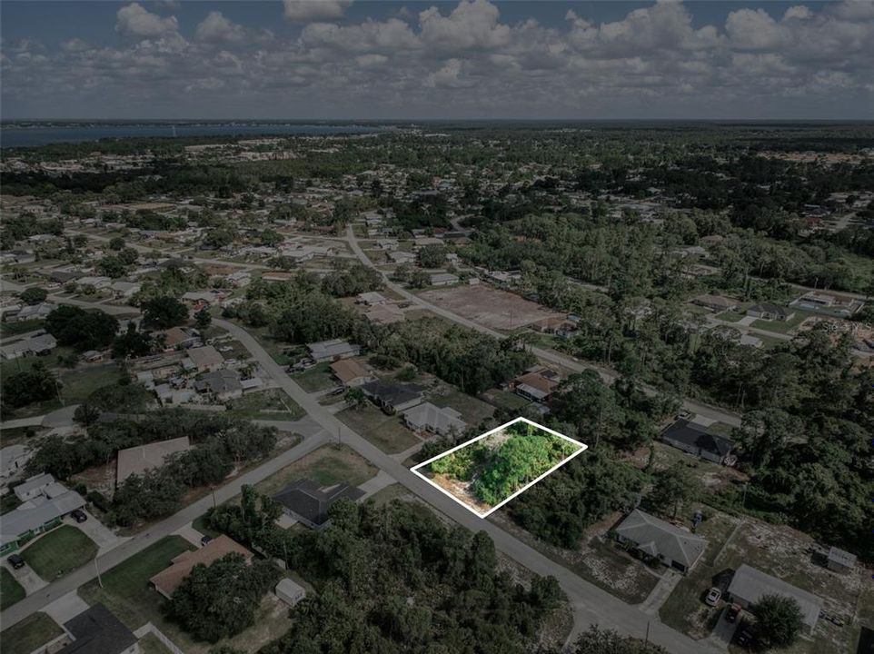 待售: $30,000 (0.22 acres)