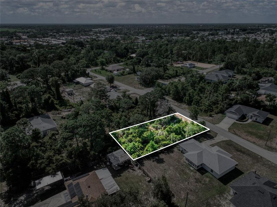 待售: $30,000 (0.22 acres)