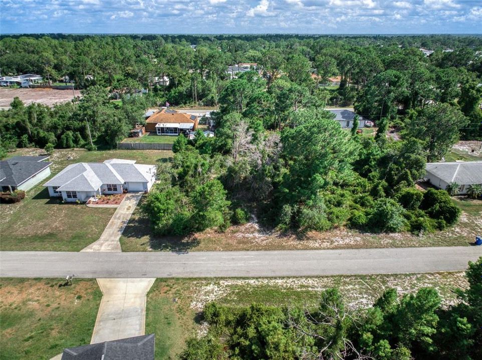 待售: $30,000 (0.22 acres)