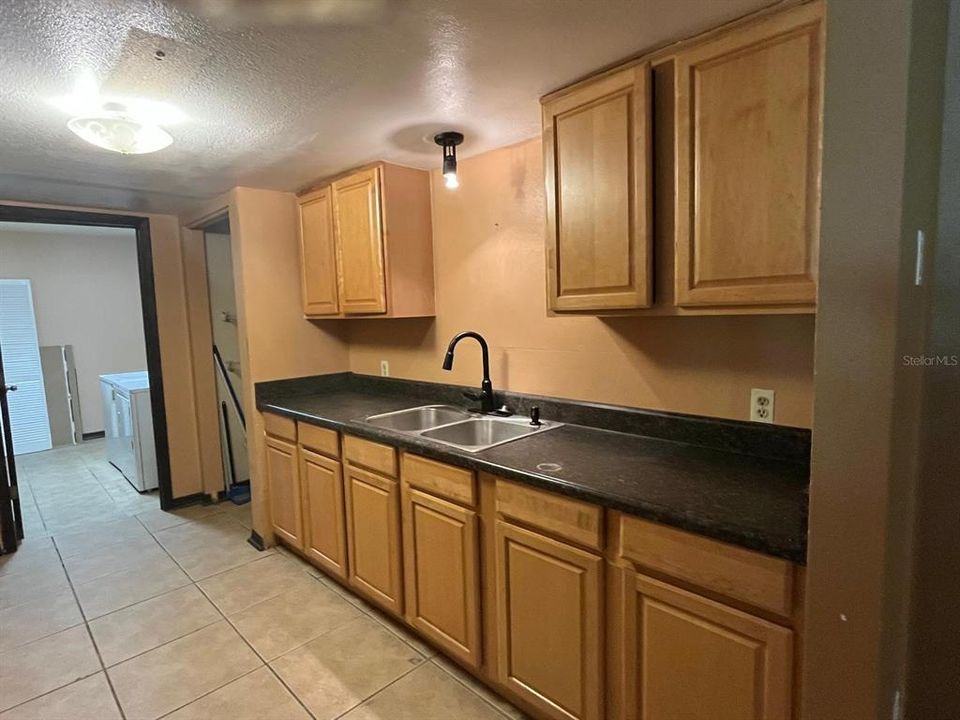 For Sale: $248,000 (3 beds, 2 baths, 1215 Square Feet)