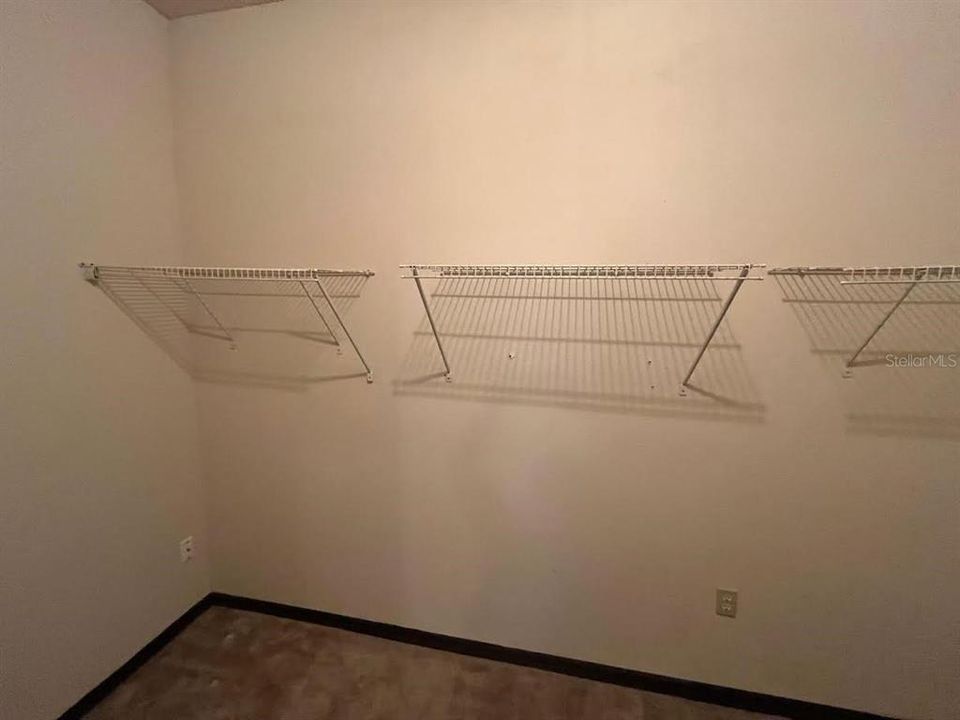 For Sale: $248,000 (3 beds, 2 baths, 1215 Square Feet)