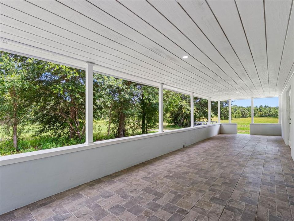 En Venta: $1,000,000 (6 camas, 4 baños, 4544 Pies cuadrados)