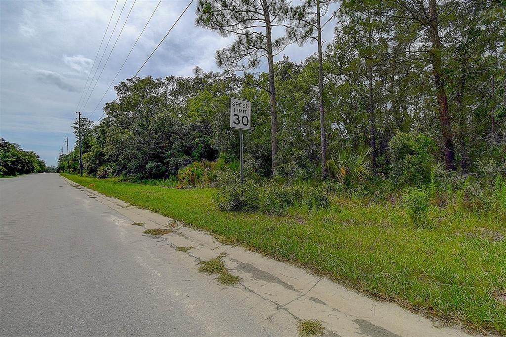 待售: $30,000 (0.21 acres)