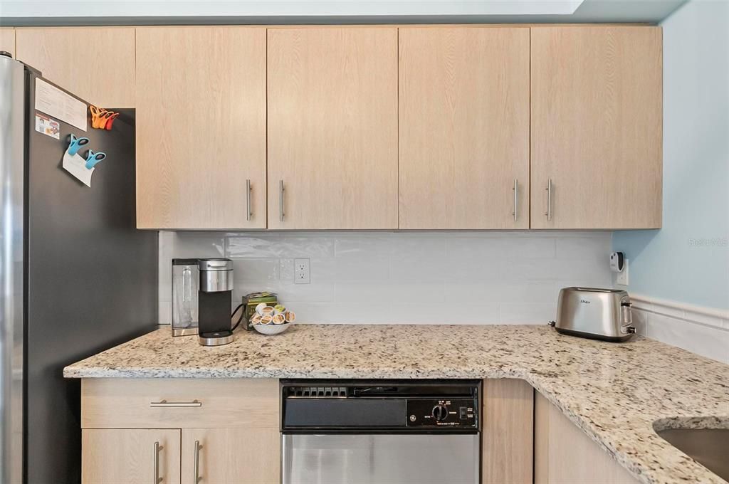 For Rent: $3,200 (2 beds, 2 baths, 1127 Square Feet)