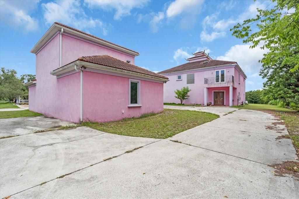 待售: $975,000 (4 贝兹, 2 浴室, 5820 平方英尺)