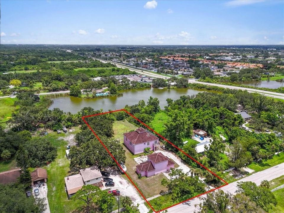 待售: $975,000 (4 贝兹, 2 浴室, 5820 平方英尺)