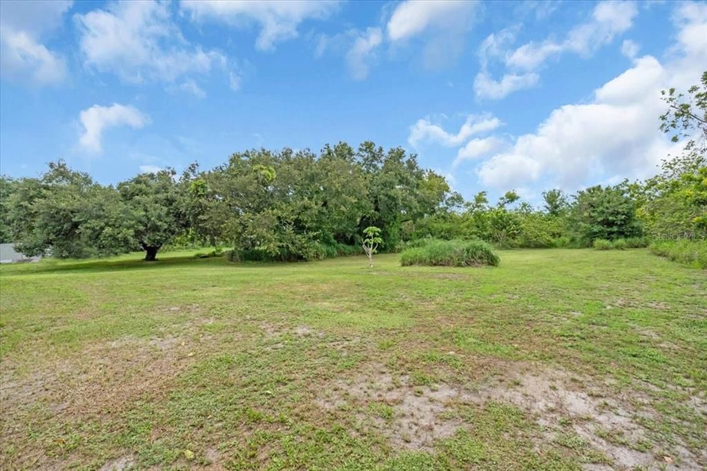 待售: $975,000 (4 贝兹, 2 浴室, 5820 平方英尺)