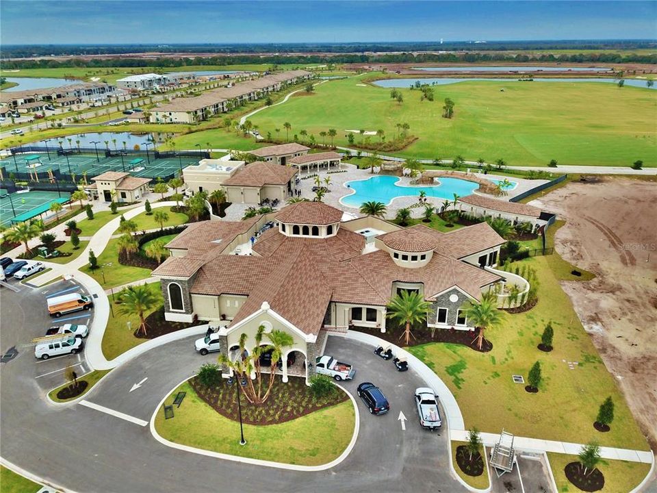 For Rent: $10,000 (3 beds, 2 baths, 2006 Square Feet)