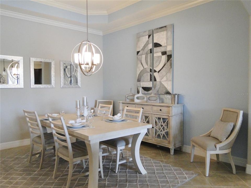 For Rent: $10,000 (3 beds, 2 baths, 2006 Square Feet)