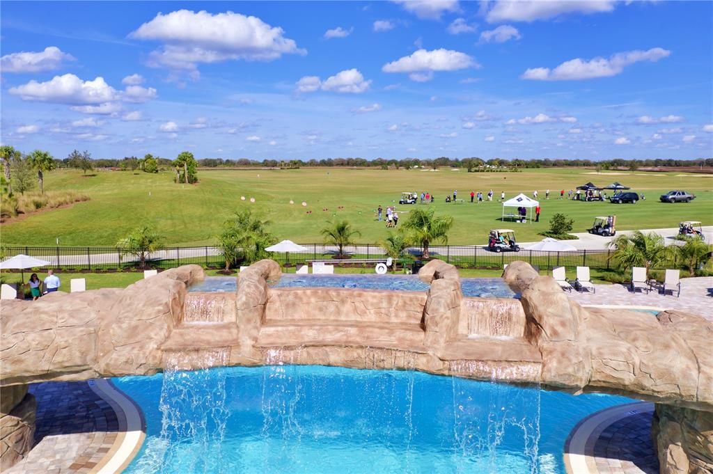 For Rent: $10,000 (3 beds, 2 baths, 2006 Square Feet)