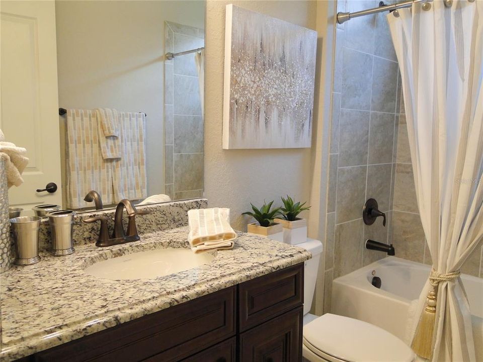 For Rent: $10,000 (3 beds, 2 baths, 2006 Square Feet)