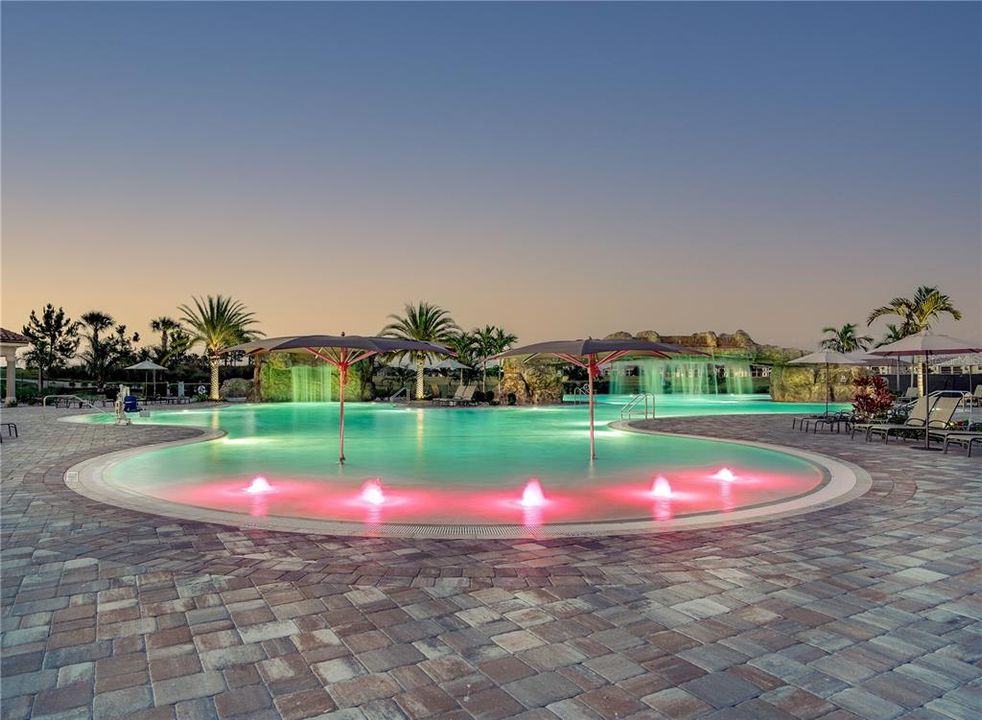 For Rent: $10,000 (3 beds, 2 baths, 2006 Square Feet)