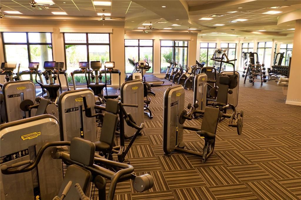 For Rent: $10,000 (3 beds, 2 baths, 2006 Square Feet)