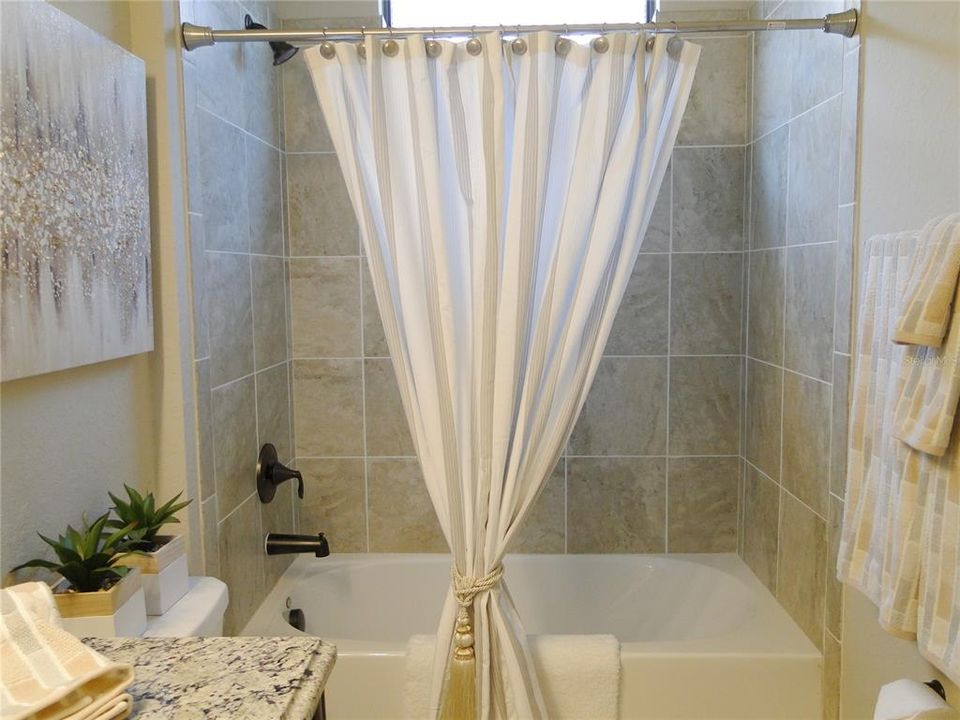 For Rent: $10,000 (3 beds, 2 baths, 2006 Square Feet)