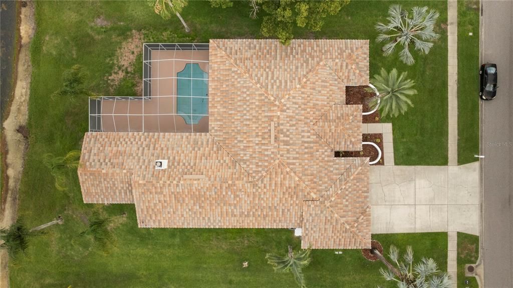 Activo con contrato: $949,000 (5 camas, 3 baños, 3662 Pies cuadrados)