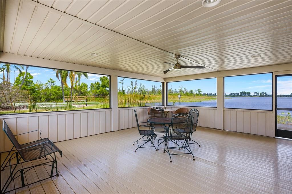 合同活跃: $3,500,000 (5 贝兹, 3 浴室, 6446 平方英尺)