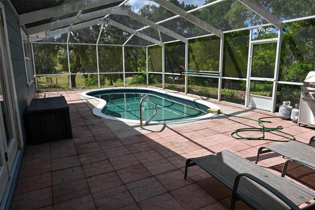 En Venta: $1,549,000 (3 camas, 2 baños, 2976 Pies cuadrados)