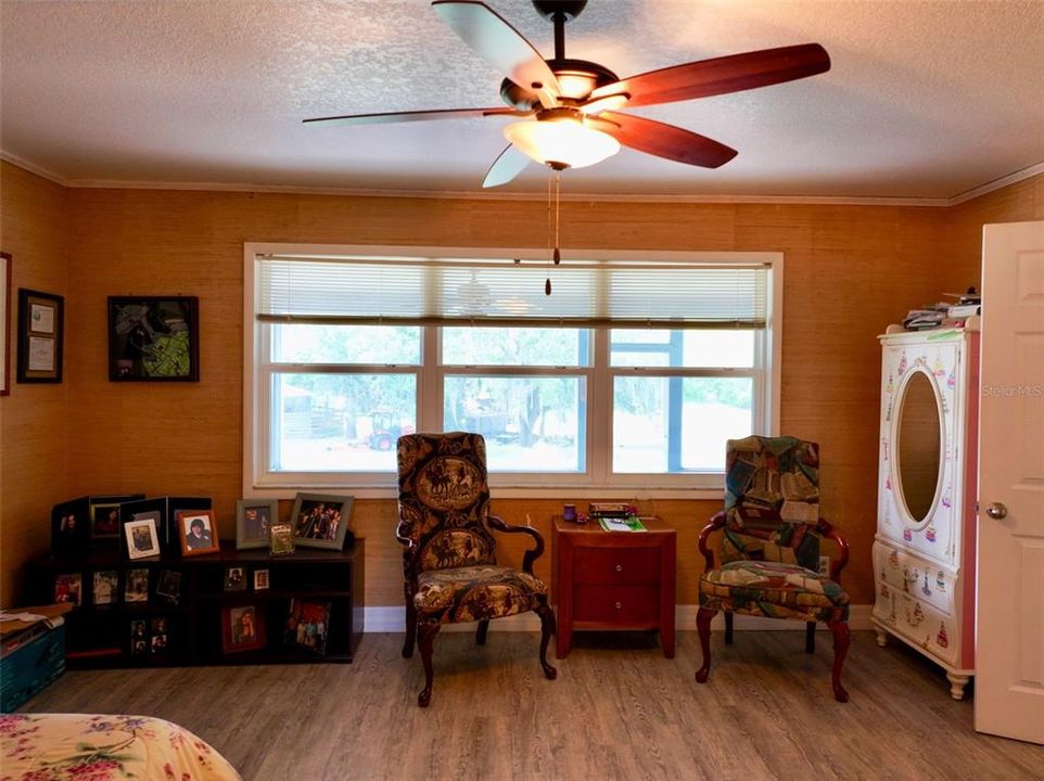 En Venta: $1,549,000 (3 camas, 2 baños, 2976 Pies cuadrados)