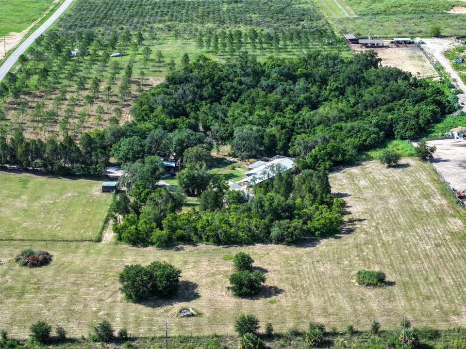 En Venta: $1,549,000 (3 camas, 2 baños, 2976 Pies cuadrados)