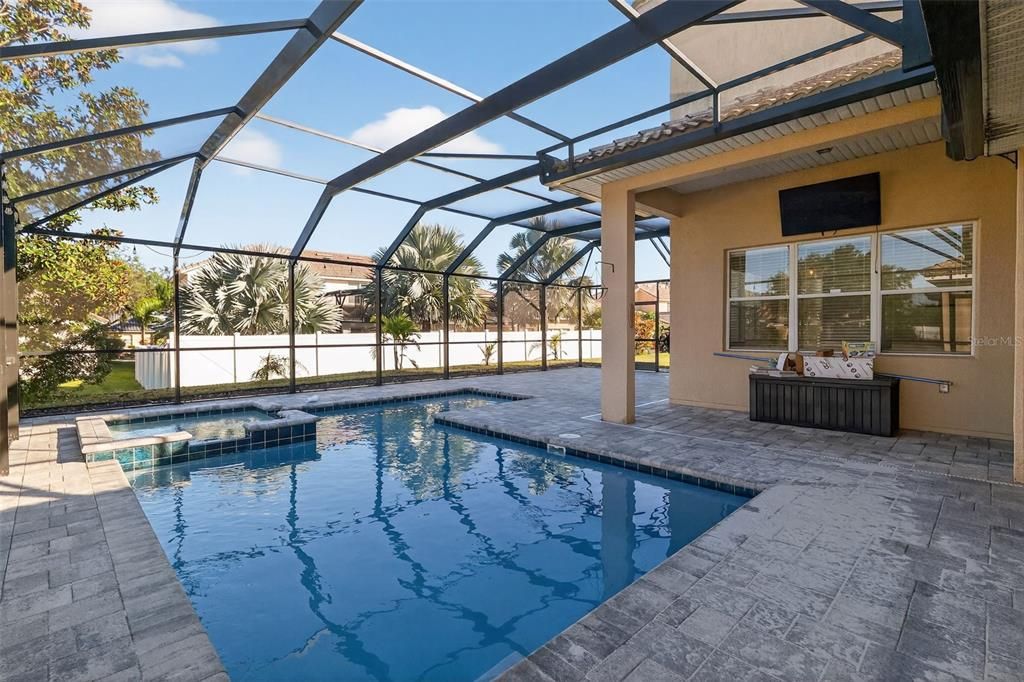 Active With Contract: $519,000 (5 beds, 4 baths, 3032 Square Feet)