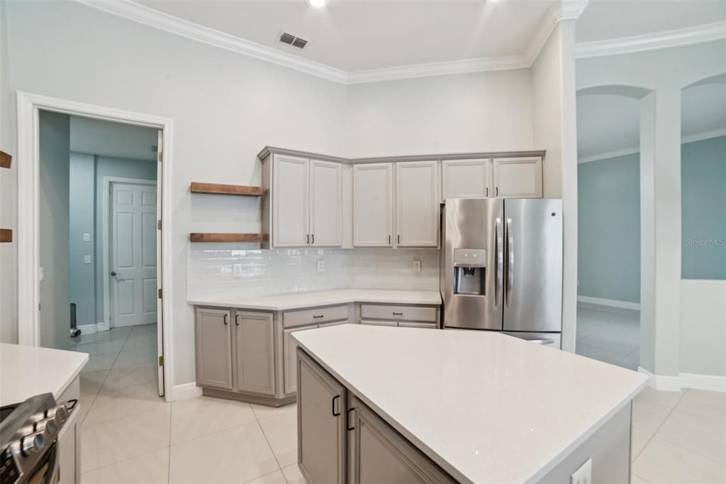 Active With Contract: $519,000 (5 beds, 4 baths, 3032 Square Feet)