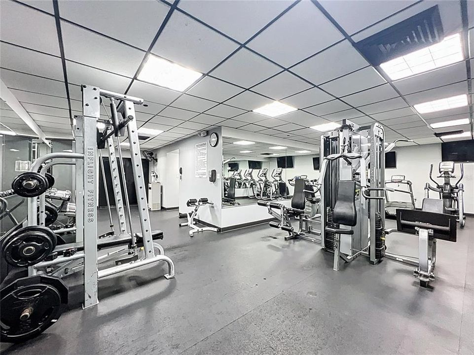 For Sale: $219,999 (1 beds, 1 baths, 799 Square Feet)