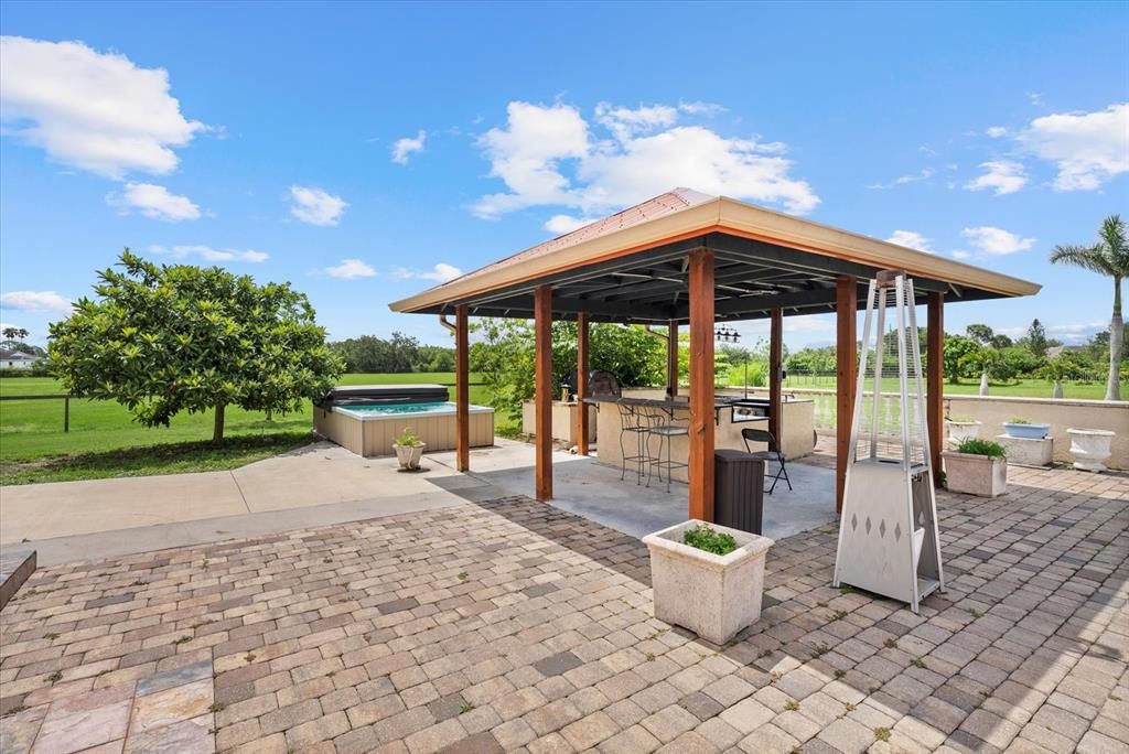 待售: $900,000 (3 贝兹, 2 浴室, 1813 平方英尺)