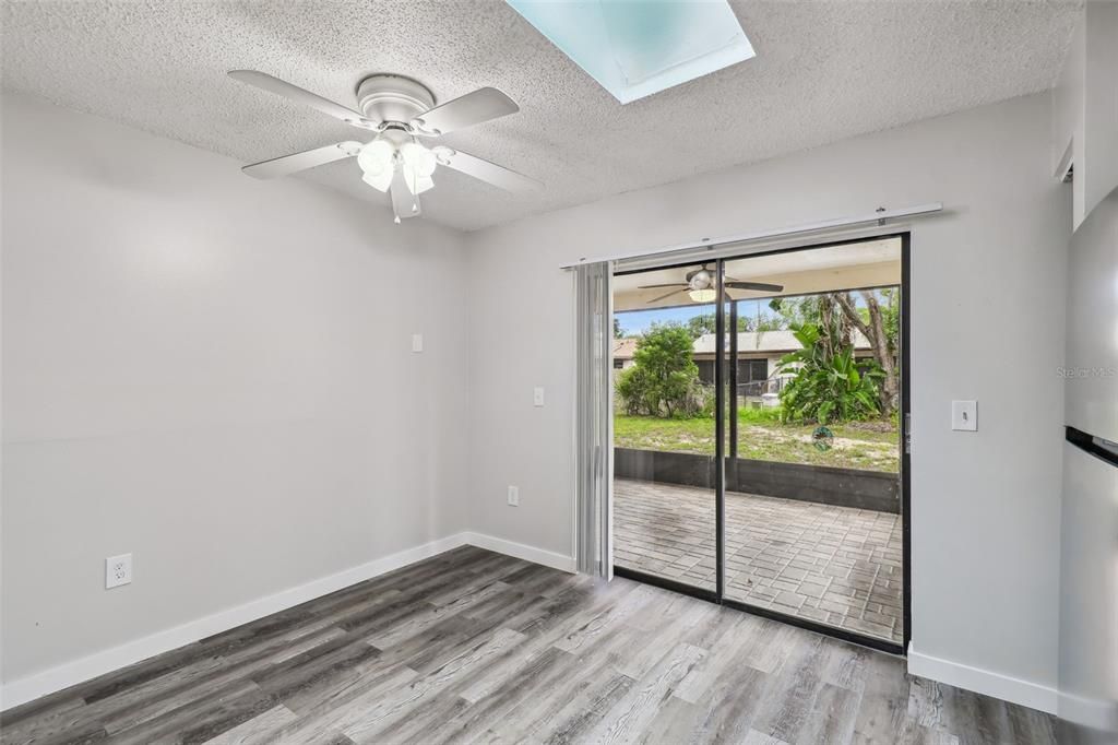 Active With Contract: $340,000 (4 beds, 0 baths, 1950 Square Feet)