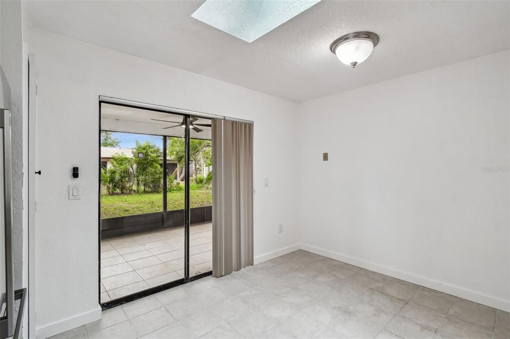 Active With Contract: $340,000 (4 beds, 0 baths, 1950 Square Feet)