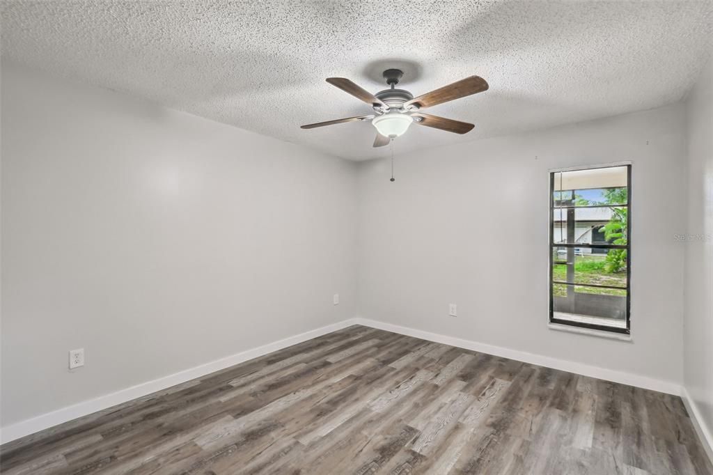 Active With Contract: $340,000 (4 beds, 0 baths, 1950 Square Feet)