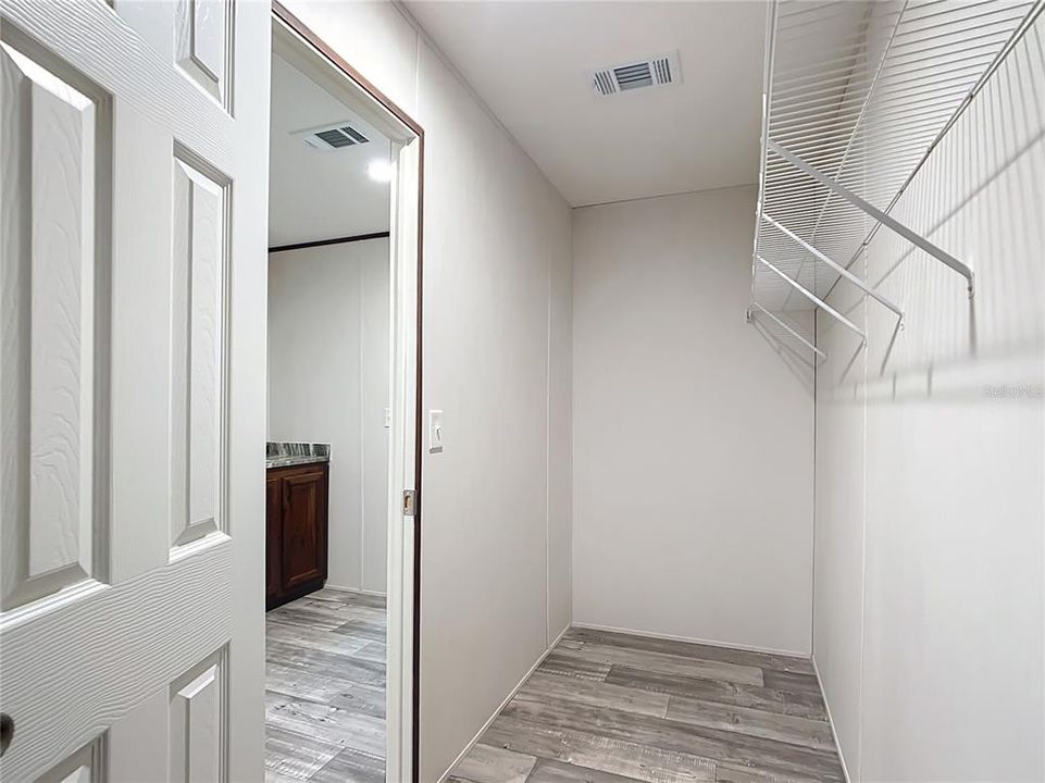 En Venta: $195,000 (4 camas, 2 baños, 1456 Pies cuadrados)