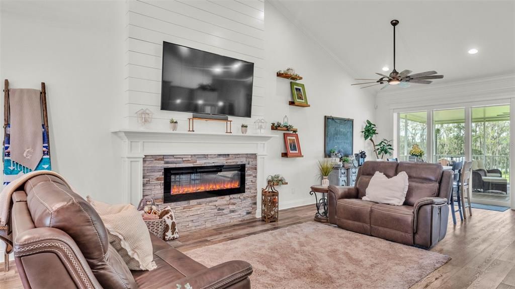 待售: $589,000 (3 贝兹, 2 浴室, 2080 平方英尺)