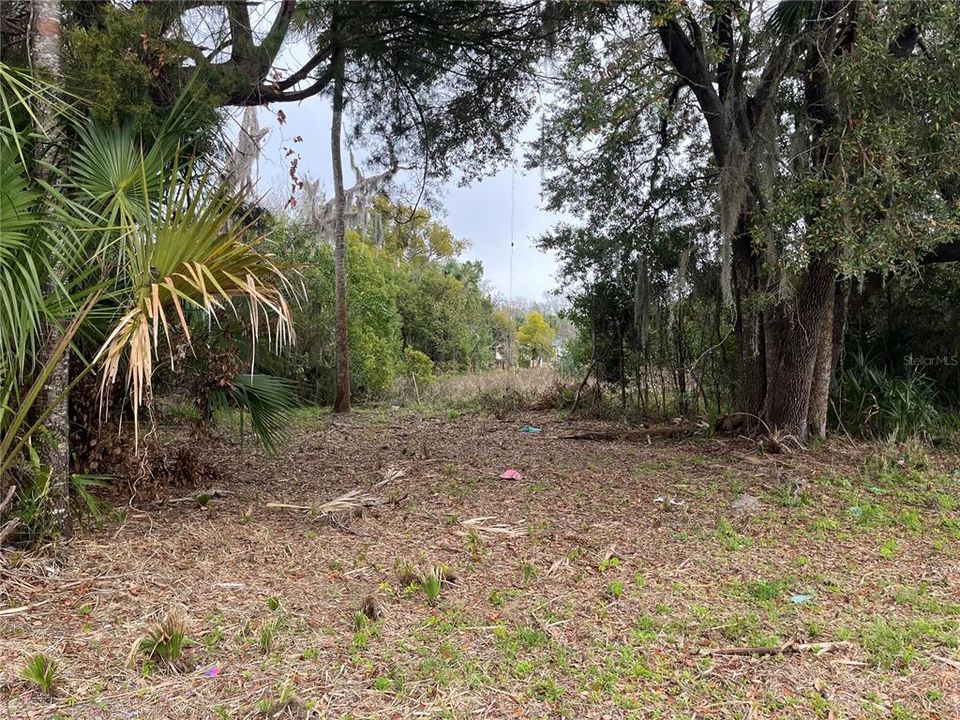 最近售出: $19,500 (0.24 acres)