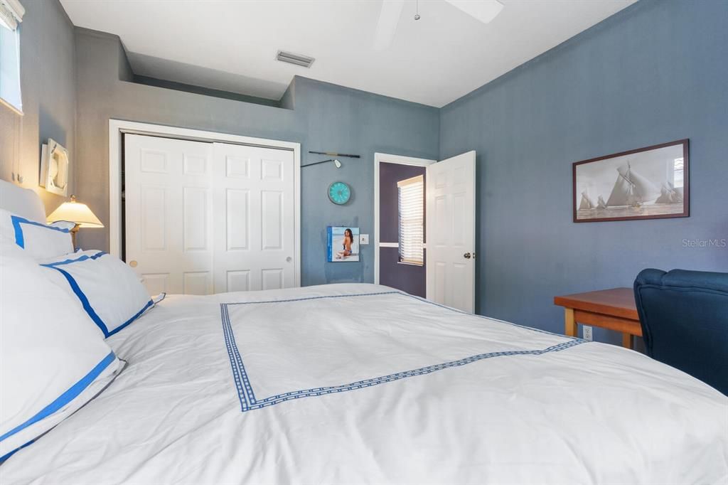 For Sale: $685,000 (3 beds, 2 baths, 2294 Square Feet)
