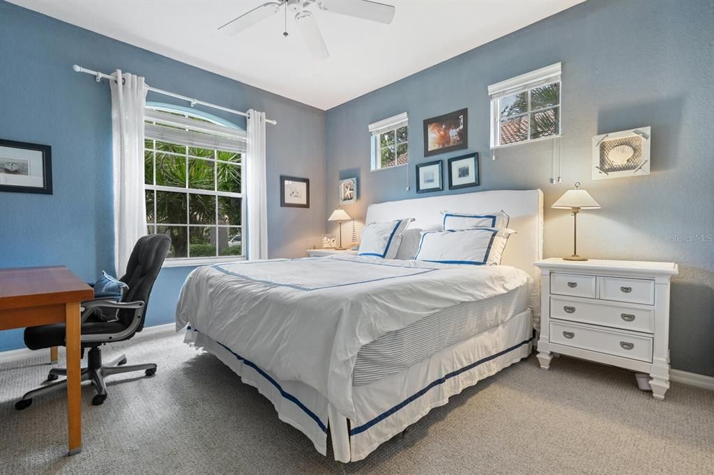 For Sale: $685,000 (3 beds, 2 baths, 2294 Square Feet)