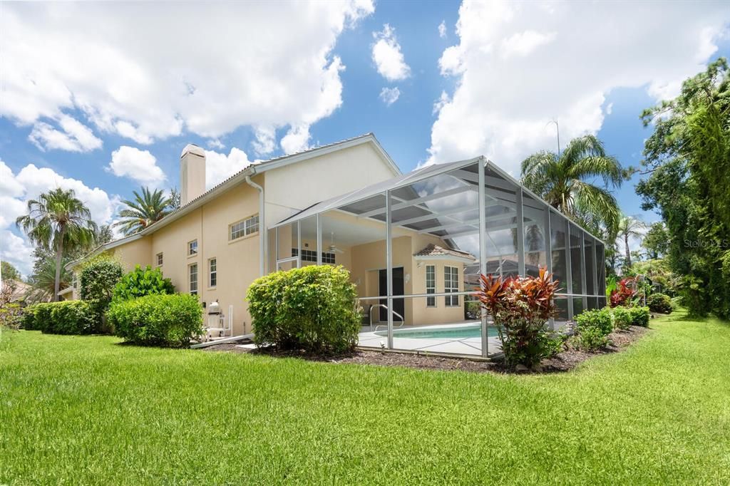 For Sale: $685,000 (3 beds, 2 baths, 2294 Square Feet)