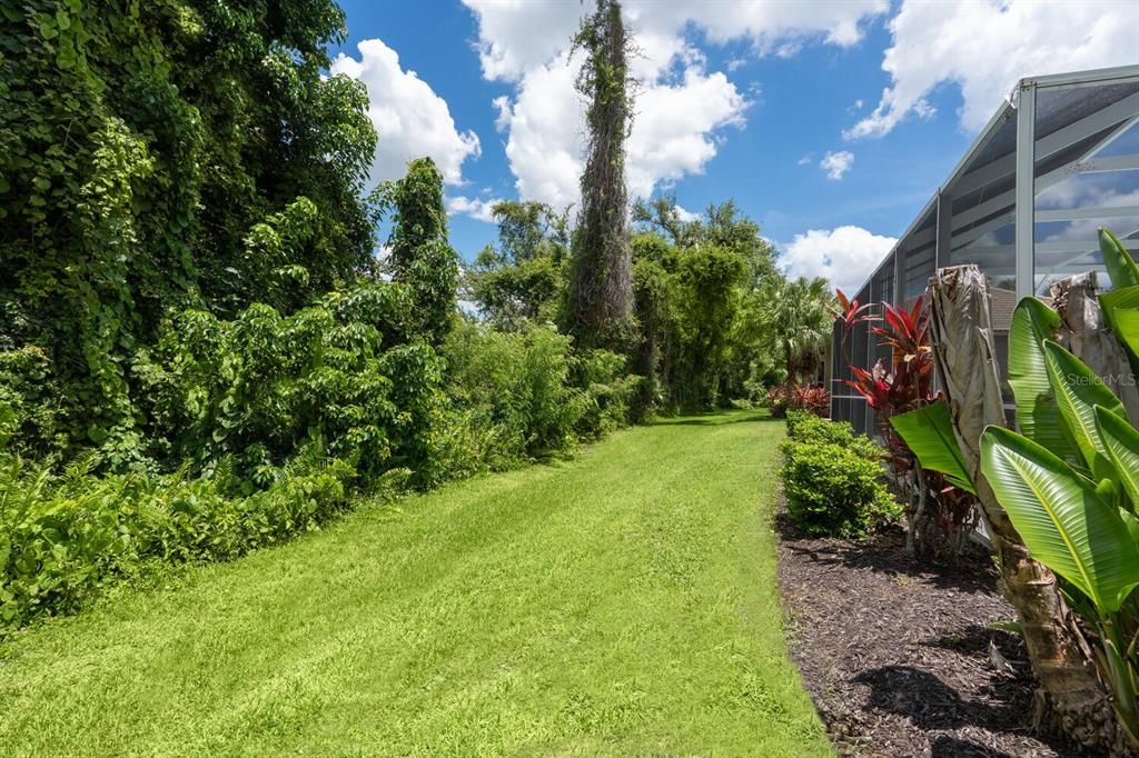 For Sale: $685,000 (3 beds, 2 baths, 2294 Square Feet)