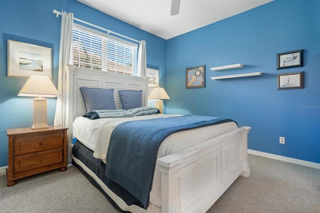 For Sale: $685,000 (3 beds, 2 baths, 2294 Square Feet)