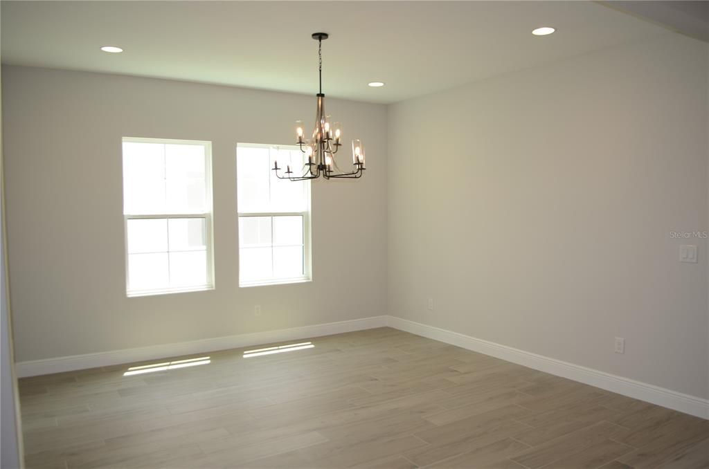 For Rent: $6,500 (6 beds, 5 baths, 4900 Square Feet)