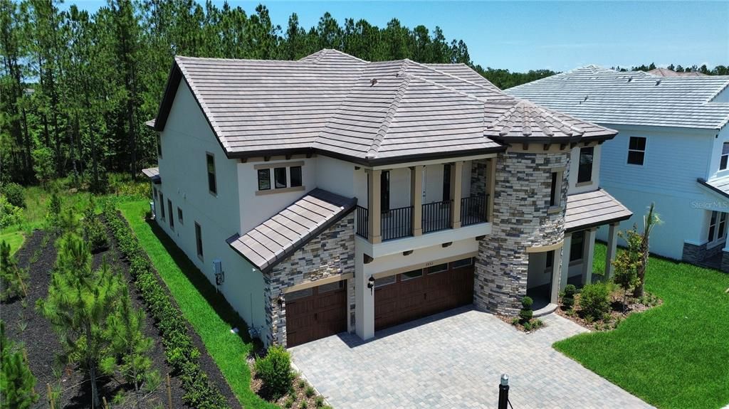 For Rent: $6,500 (6 beds, 5 baths, 4900 Square Feet)